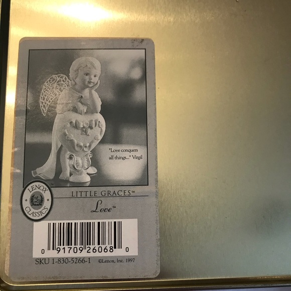 Lenox Classics Little Graces Love Angel - Picture 6 of 7